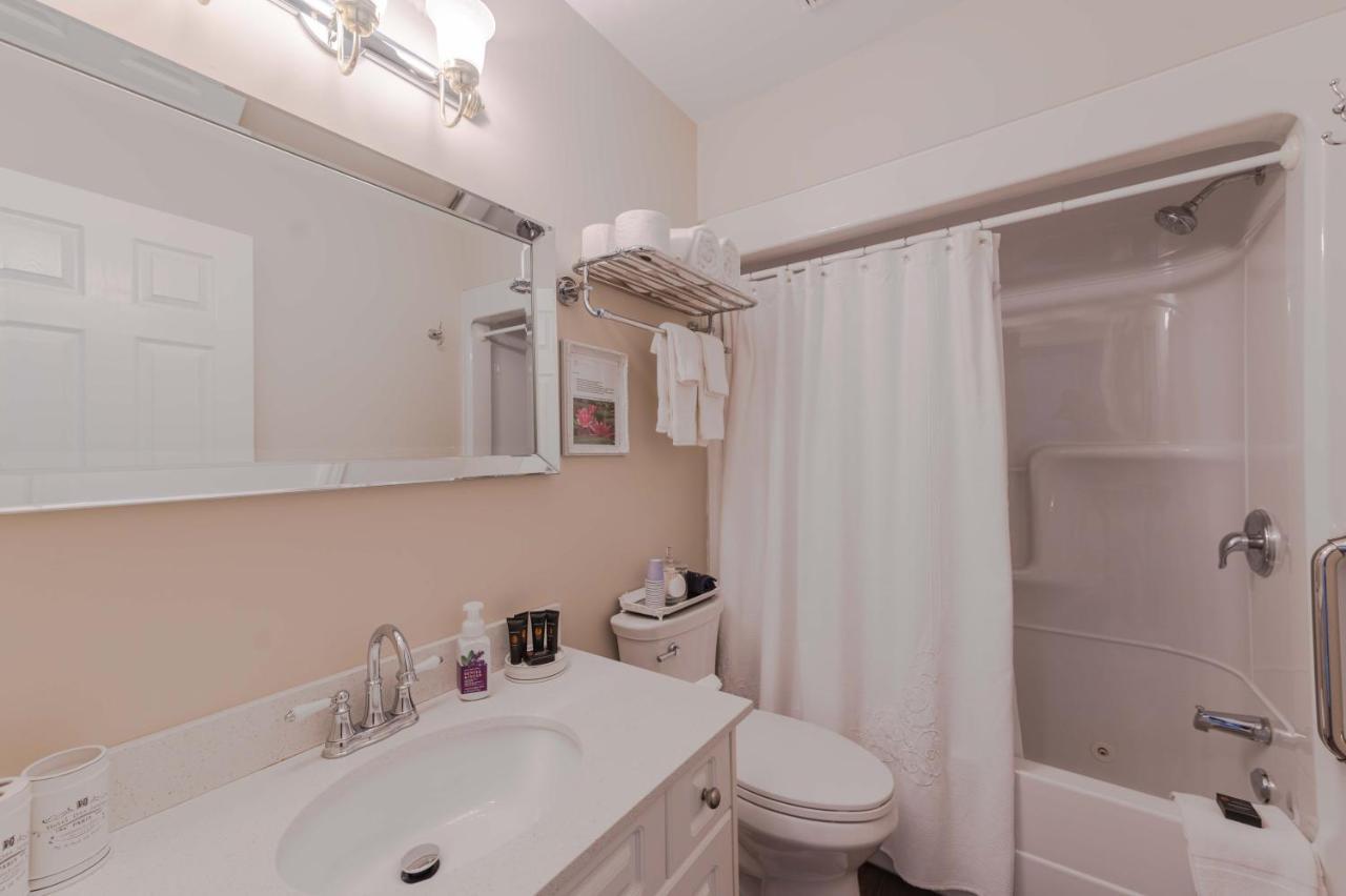 Casa Blanca Boutique Bed & Breakfast Niagara-on-the-Lake Exterior foto